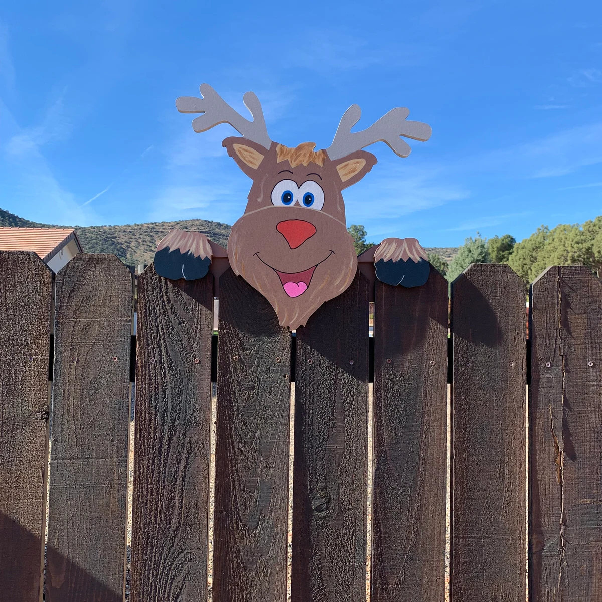 🎅Christmas Fence Peeker - outdoor holiday decoration sign